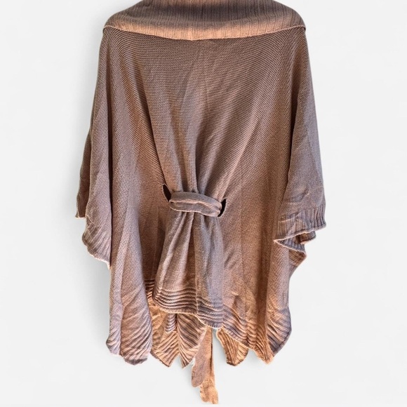 New York & Company Tan Poncho with Tie Front One Size Womens Sweater - Picture 4 of 7